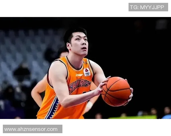 任骏飞领衔球队奋勇拼搏展现篮球魅力助力球队争夺冠军荣耀