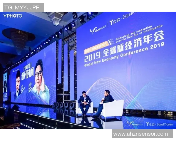 克罗斯引领足球新时代技术与智慧的完美结合展现无限可能 克罗斯引领足球新时代技术与智慧的完美结合展现无限可能