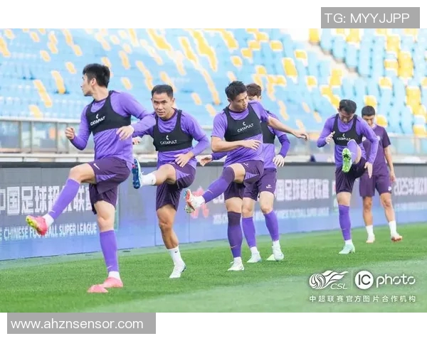 八月十九日广州对阵天津的精彩赛事回顾与分析