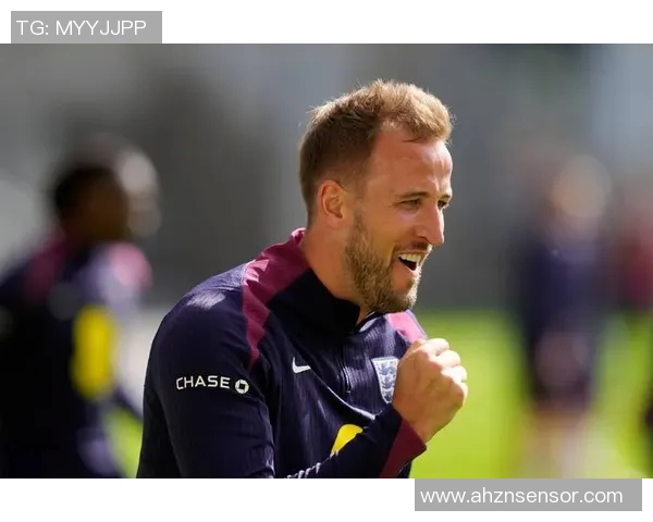 凯恩的传奇之路:从足球天才到世界顶级球员的成长历程与成就分析 凯恩的传奇之路:从足球天才到世界顶级球员的成长历程与成就分析