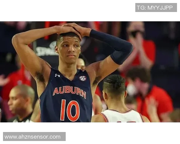 小贾巴里史密斯:新星崛起与未来篮球之路的探索 小贾巴里史密斯:新星崛起与未来篮球之路的探索