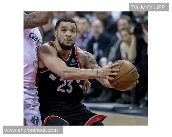 弗雷德范弗利特：从无名小卒到NBA明星的奋斗历程与启示