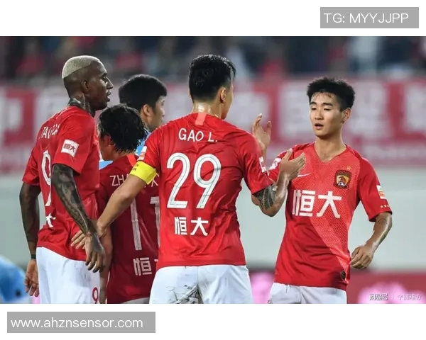 恒大与天津泰达首发阵容揭晓精彩对决即将上演