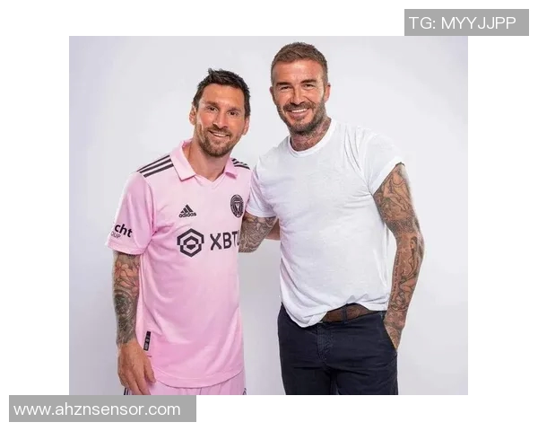 梅西与贝克汉姆的足球传奇对决：技术与魅力的巅峰碰撞