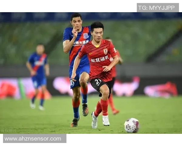 申花与亚泰激战正酣殷亚吉能否带领球队逆袭成功 申花与亚泰激战正酣殷亚吉能否带领球队逆袭成功