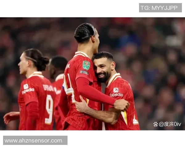 詹俊解读拜仁与利物浦的经典对决背后的战术与精彩瞬间