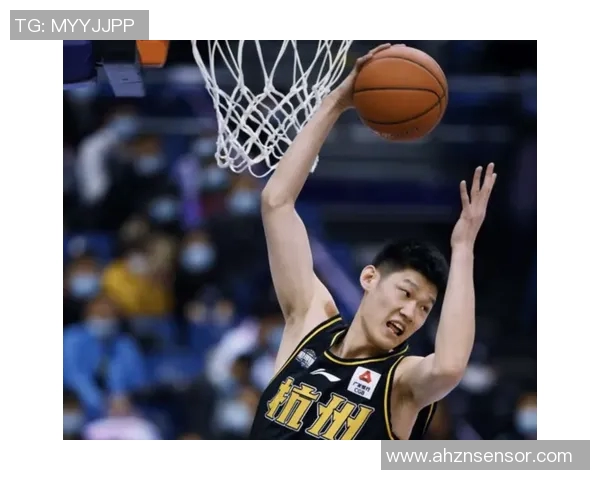 赵岩昊的篮球之路：从青涩少年到CBA明星的奋斗历程与成长故事