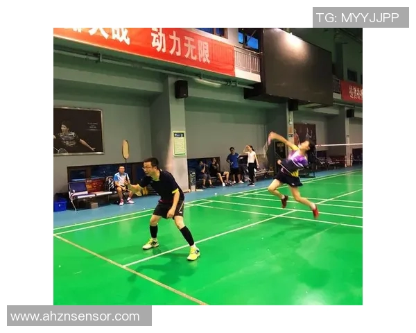 重庆羽毛球队的速度之道：探秘训练与比赛中的极速表现