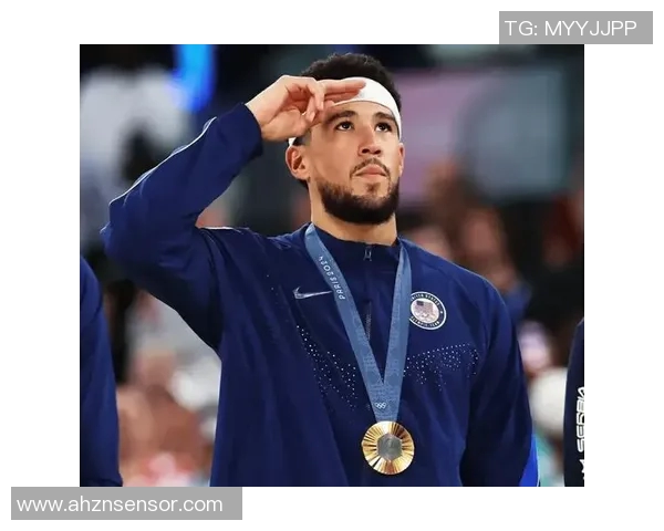 德文布克如何在NBA赛场上展现超凡实力与领导力 德文布克如何在NBA赛场上展现超凡实力与领导力